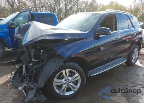 2015 Mercedes-Benz Ml 350 4Matic z USA, uszkodzony, nr VIN 4JGDA5HB8FA527106